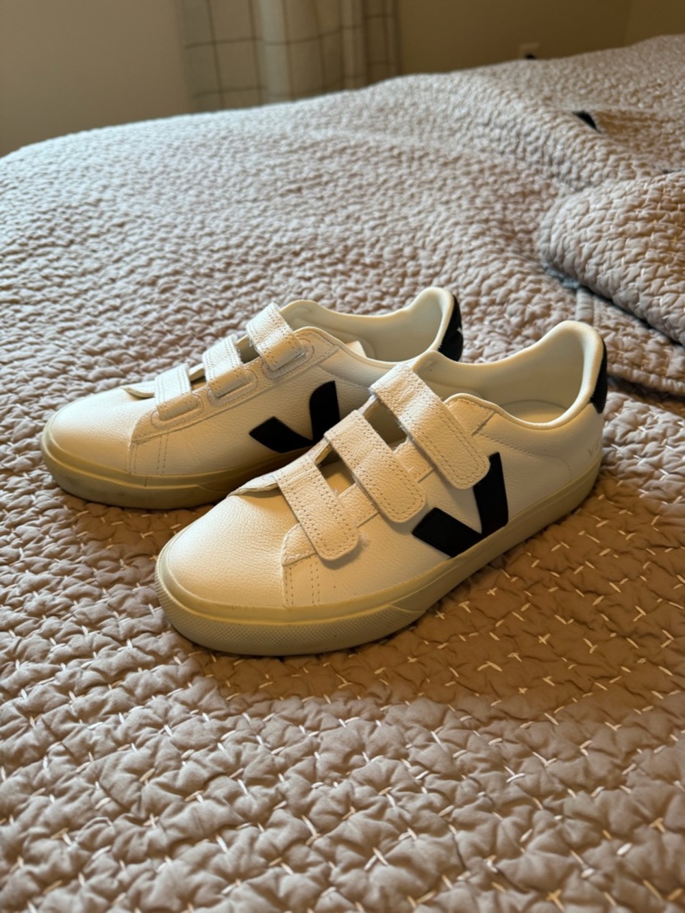 Veja Womens White Velcro Sneakers with Black V Logo - sz 38